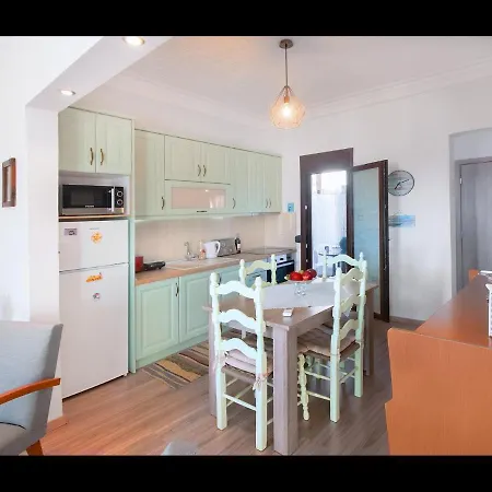 Holiday home Chez Konstantinos Kallirakhi