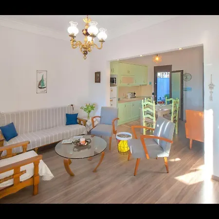 Chez Konstantinos Дом отдыха Kallirakhi