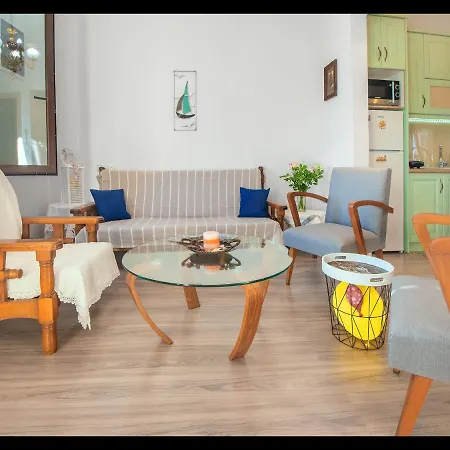 Chez Konstantinos * Kallirakhi