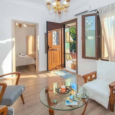 Chez Konstantinos Kallirakhi