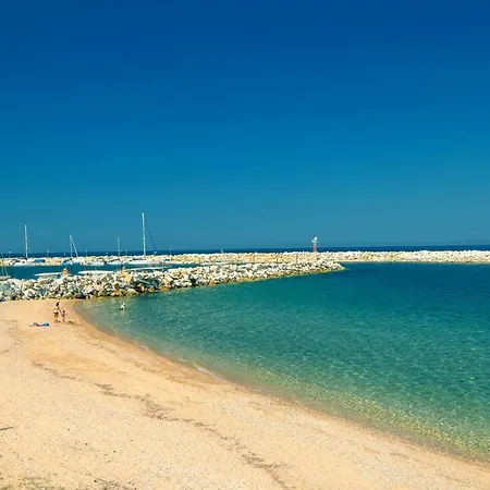 Chez Konstantinos Holiday home Kallirakhi